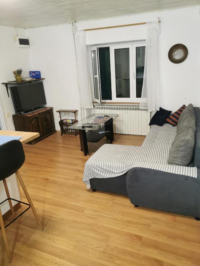 Studio I Apartman Ema Rijeka Kamer foto