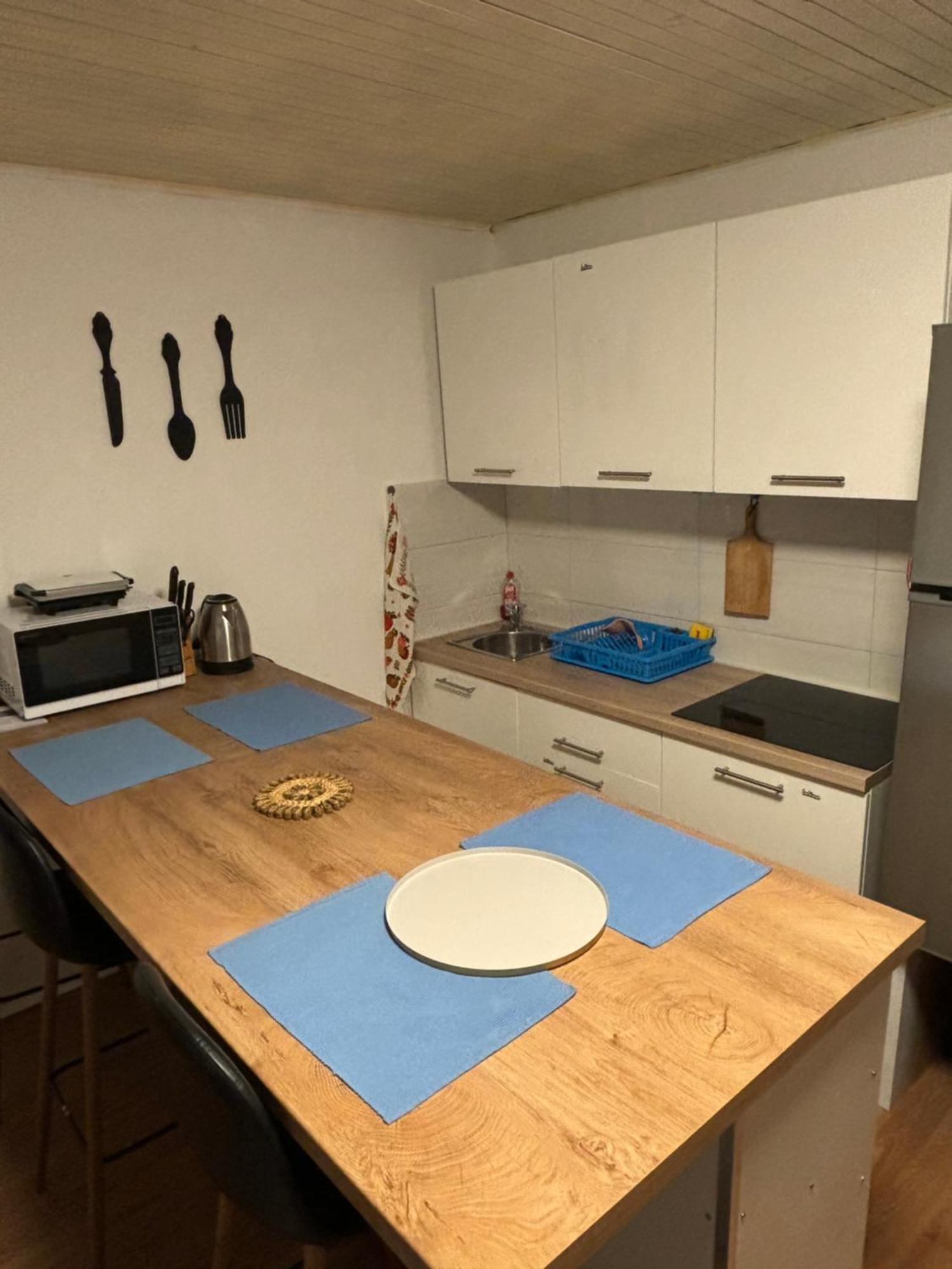 Studio I Apartman Ema Rijeka Buitenkant foto